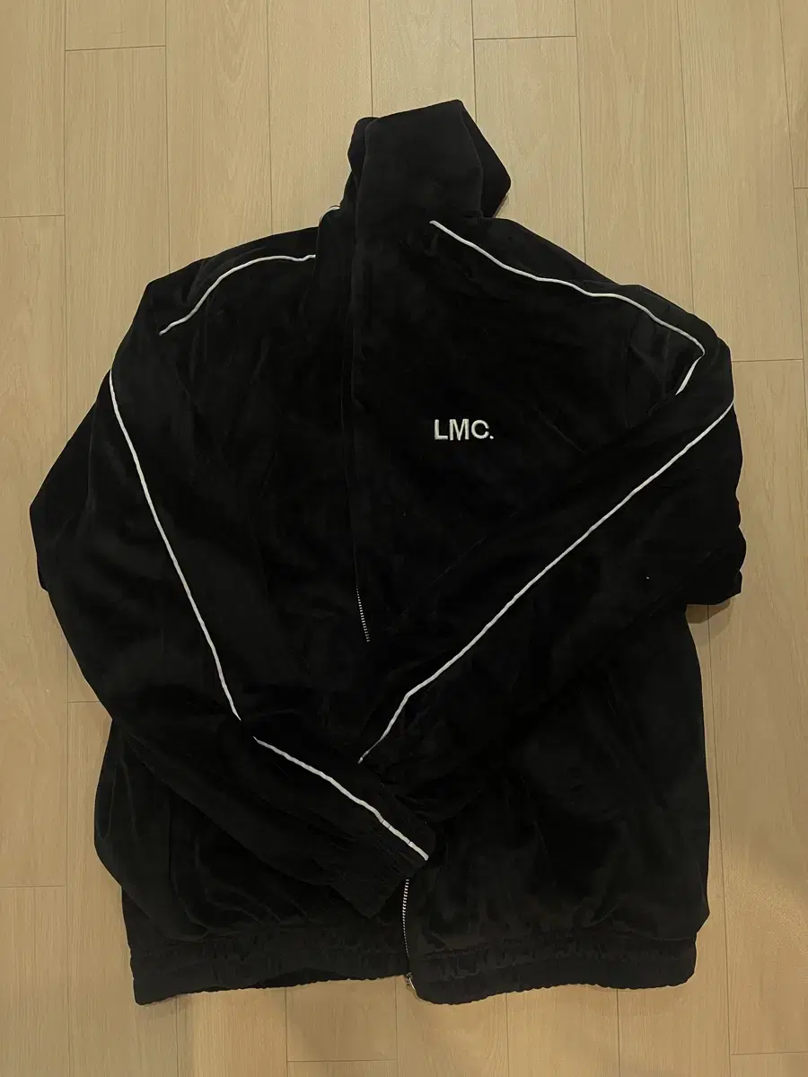 lmc 벨루어 블랙 셋업